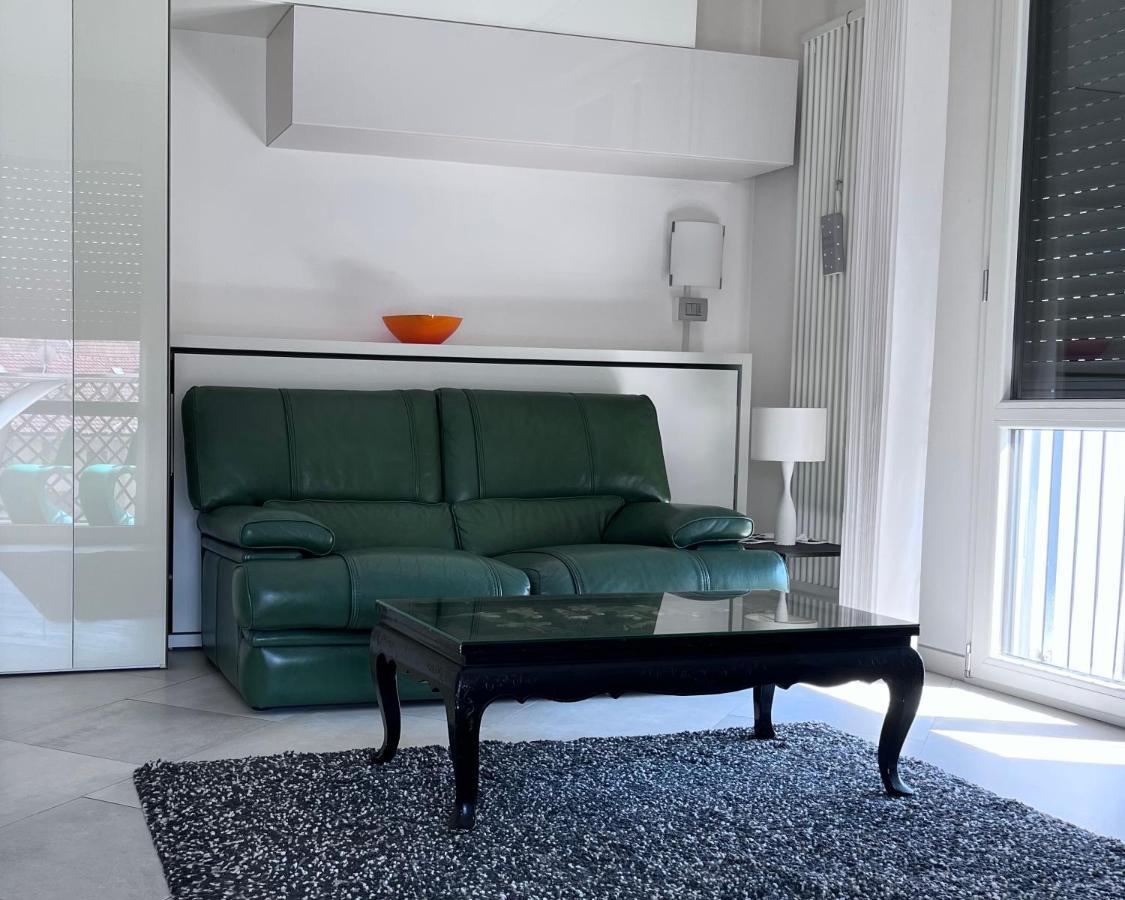Villa Fenix Milano Exterior photo
